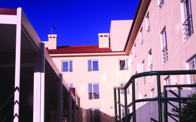 Estoril 7 Apartments