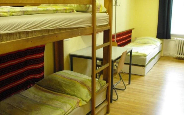 Mogyorodi Hostel