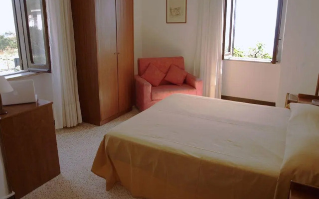 Hotel Laura