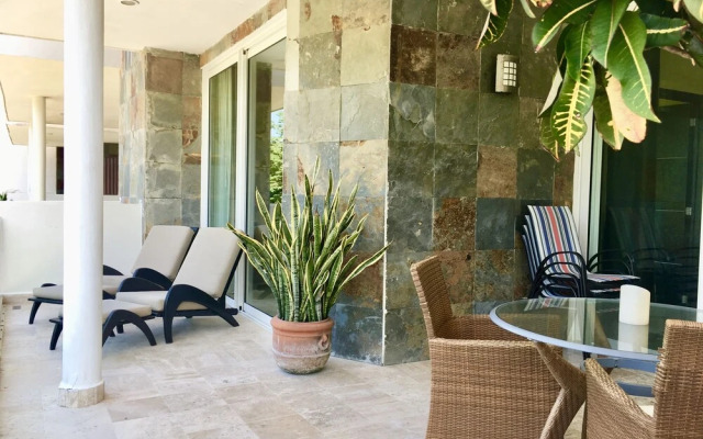 Mamitas Village by Casago