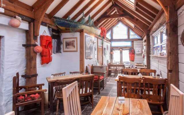 The Old Millhouse Inn