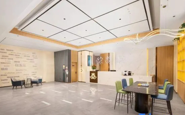 Magnotel Hotel (Luoyang Longmen Dadao Longmen High-Speed Rail Station) – Business – Luoyang