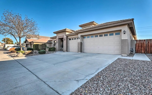 Heated Pool, Gas Grill & Yard: Phoenix Retreat!