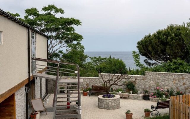 Villa Feliche Guest House