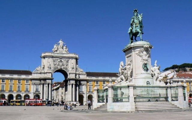 Your Home In Bairro Alto Lisbon