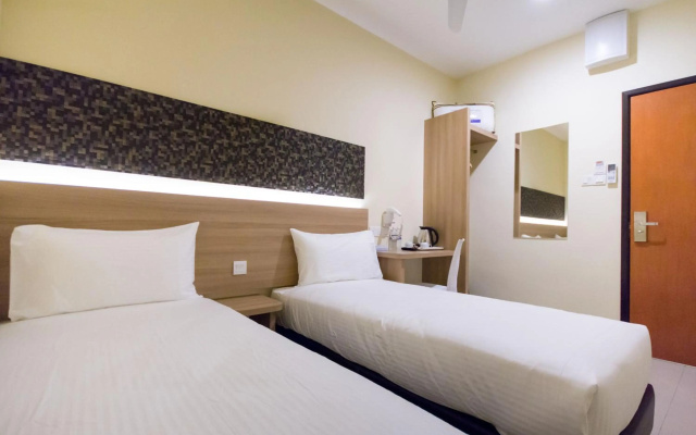 118 Hotel Macalister – Guest Rooms – George Town