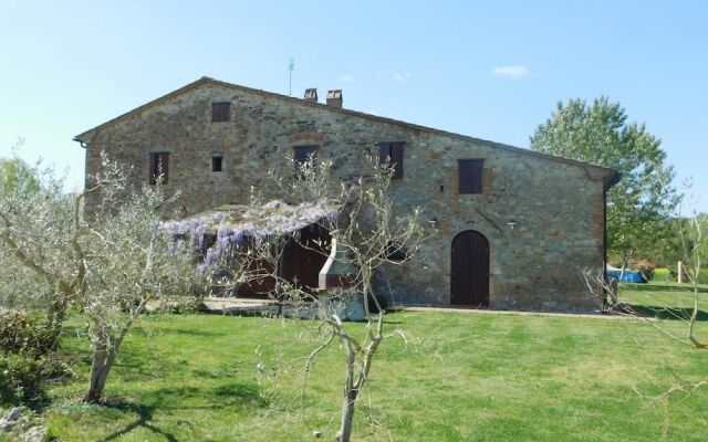 Maremma 2 apt in Tuscany With Garden and Pool