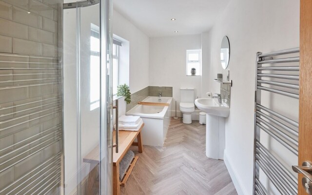 Host Stay Apartment 2 High Street