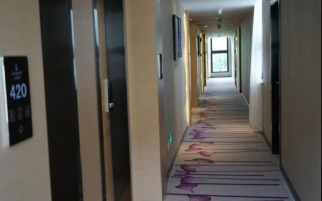 Lavande Hotel Shenzhen Baoan Haiya Binfen City Branch