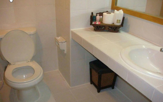 King Royal Garden Inn Hotel