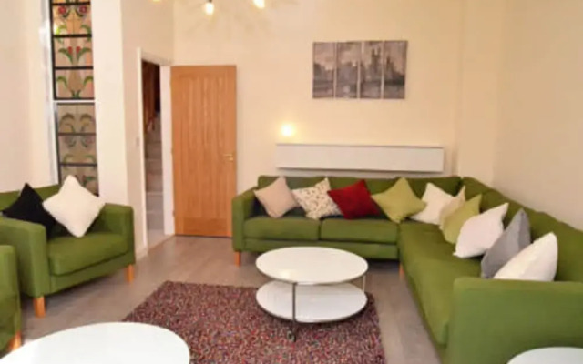 Cotswolds Valleys Accommodation-Stony Hs
