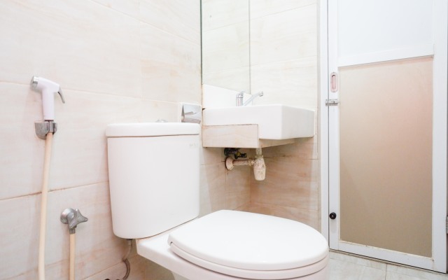 Urbanview Hotel Ruby Makassar
