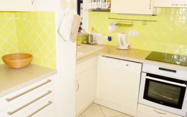 Les allees du Cap 32170