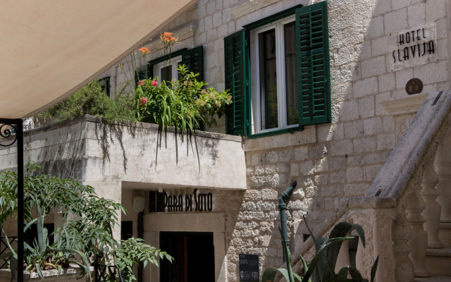 Slavija Culture Heritage Hotel