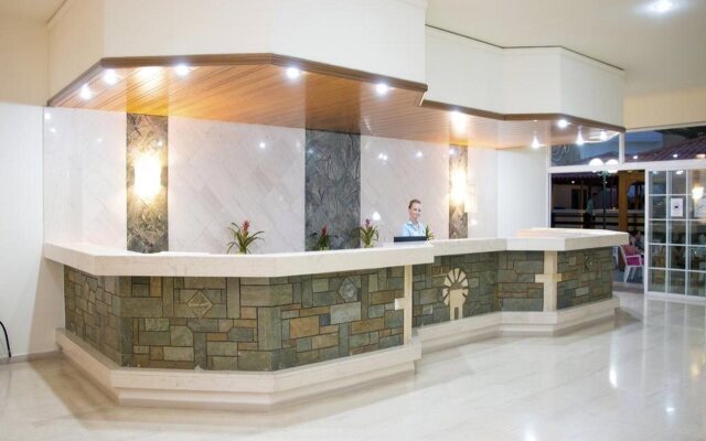 Euroxenia Marathon Hotel