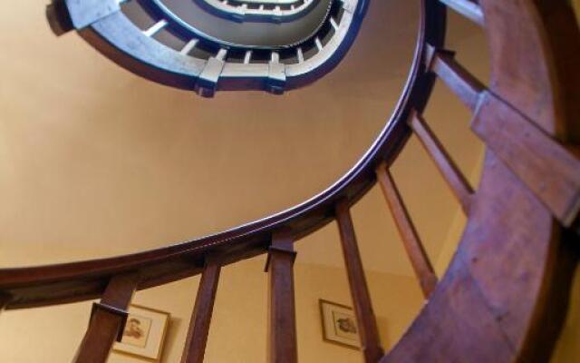 Citotel Le Plantagenet