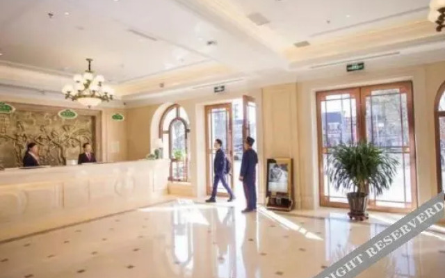 Vienna Hotel (Tongliao Development Zone)