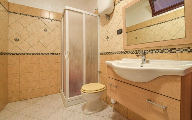Stunning Home in Zambrone With Wifi and 2 Bedrooms