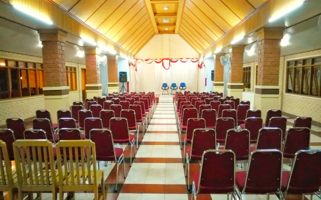 Kampung Pa'go Resort Hotel