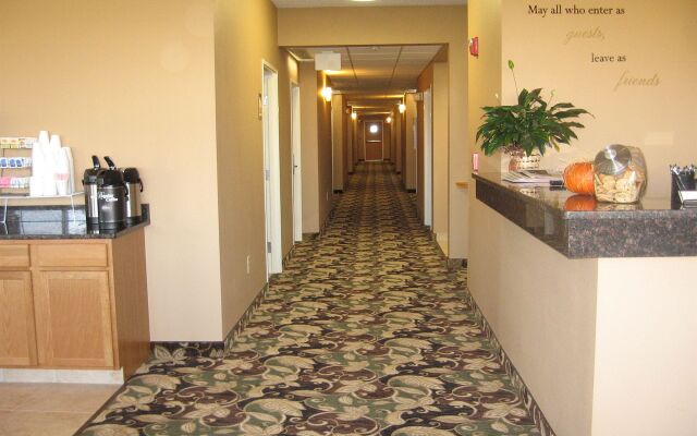 Rock Island Inn & Suites