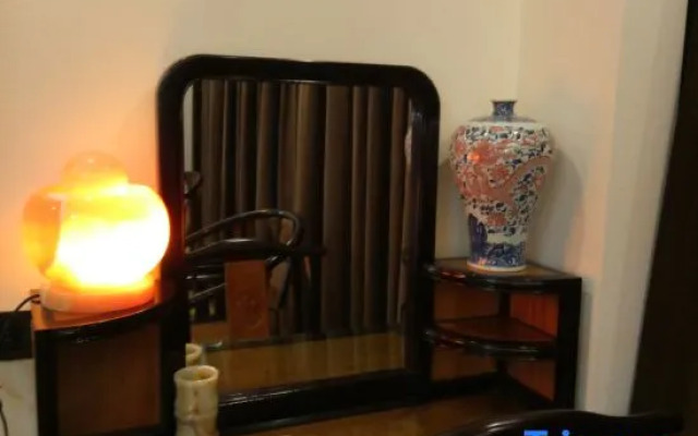 Xingfuting Zijiang Pearl Hotel