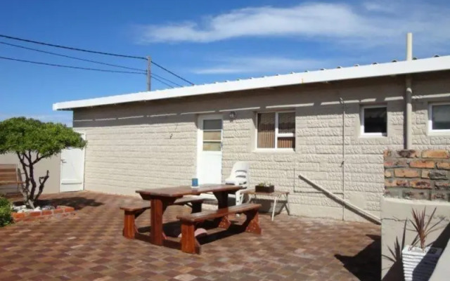 Struisbaai Getaway House