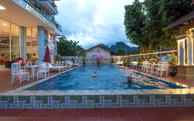 Annecy Hotel Vang Vieng