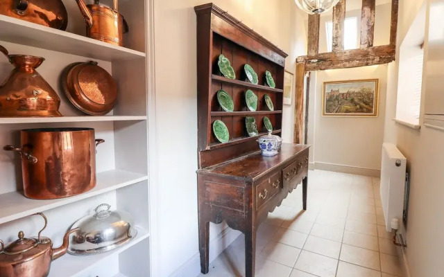 Rock House Apartment