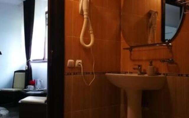 Casa cu flori