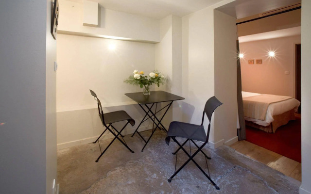 HOTELO Lyon Charité