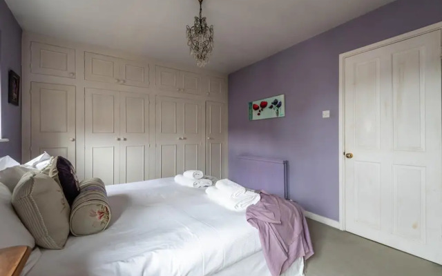 Charming Chiswick Home