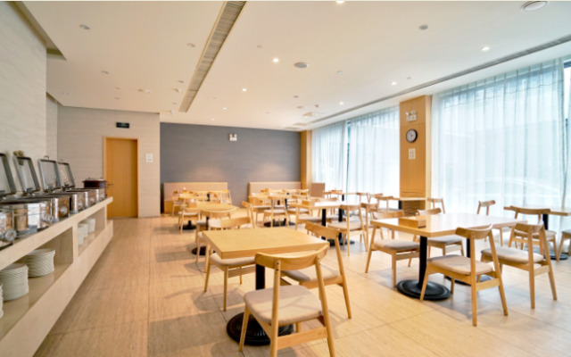 Ji Hotel Yantai Binhai Plaza