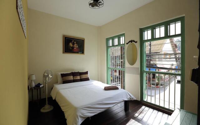 Luang Poj Boutique Hostel