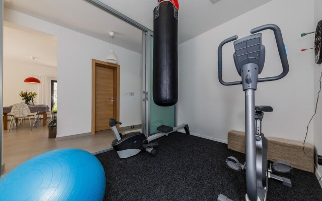 Nice Home in Trogir With Wifi and 4 Bedrooms