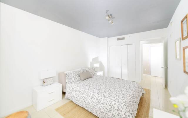 Miami World Rental - Midtown 507