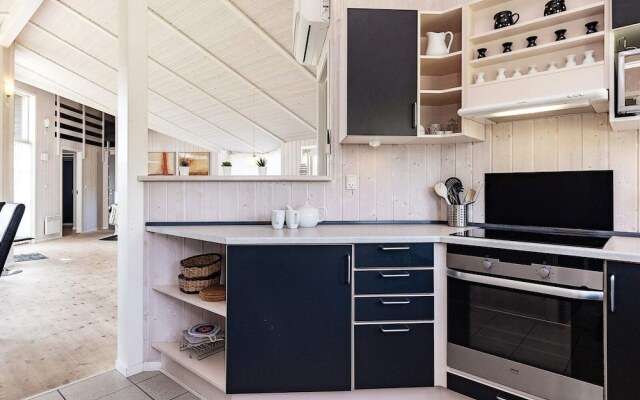 10 Person Holiday Home in Rudkobing-by Traum