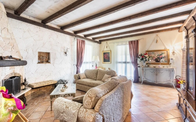 Luxury Garden in Gallina