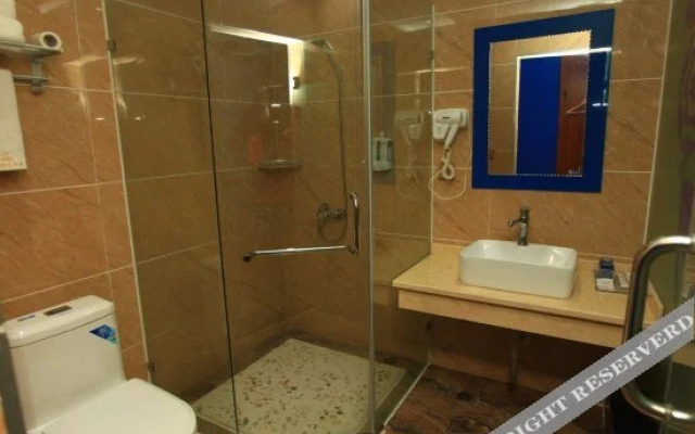 Chengdu Huaxiang Sunshine Hotel