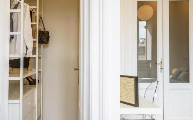 Art View Luxury Apartment