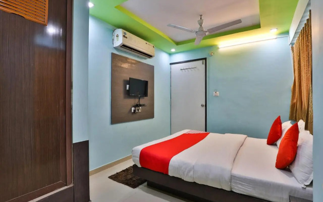 OYO Premium Law Garden C G Road