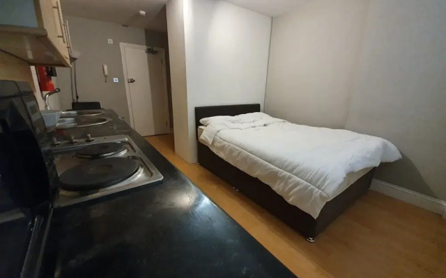 Studio Apartment in South Kensington 14