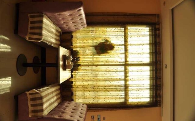 Huashan Hua Yi International Youth Hostel