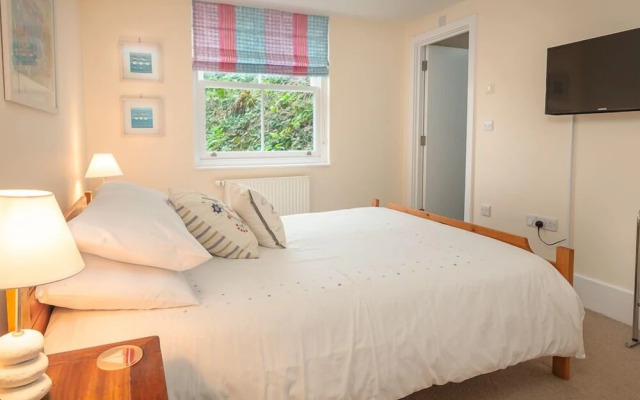 13 Combehaven