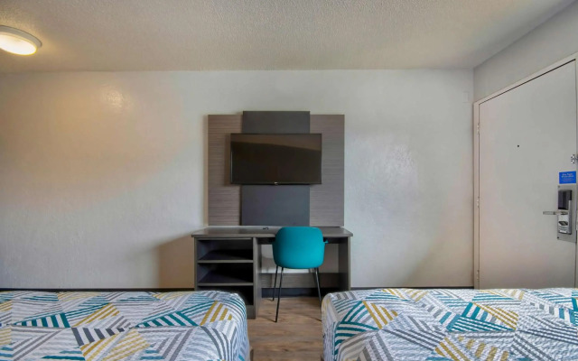 Motel 6 Santa Fe