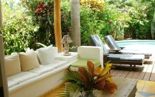 "charming Caribbean Style Villa Near Superb Beach"