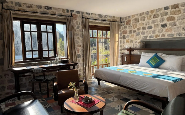 Ha Giang Aya Lodge – Guest Rooms – Dong Van