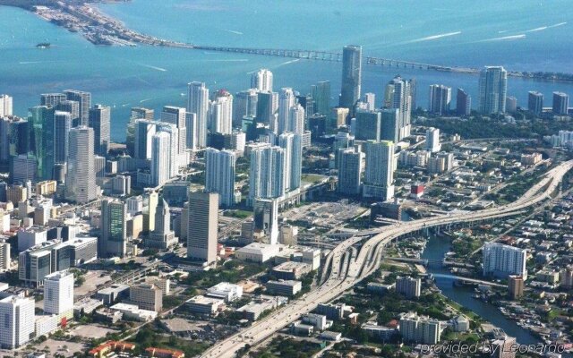 Bentley Hotel South Beach