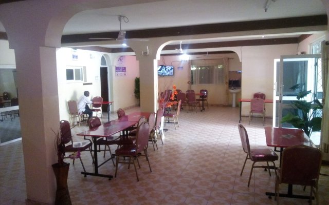 Kinondoni Diamond Hotel