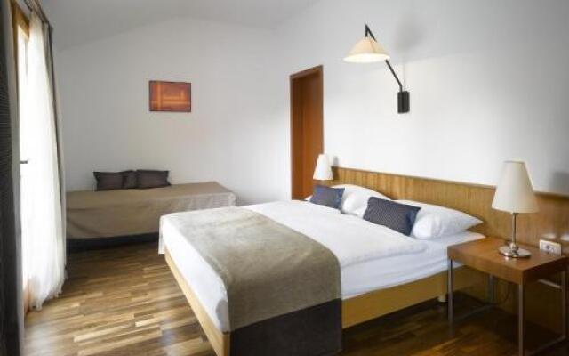 Private Villa BIANCO for 1-10 person with pool, enjoy holidays by the sea! FREE Kajak & Mountainbikes, GREAT living area & privacy, FREE mooring to 6,5 m BOAT!!