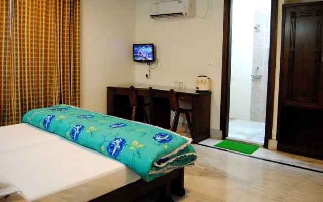 Hotel Prem Bihari